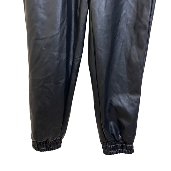 BCBGeneration Jogger in Black Size Small - Picture 5 of 10